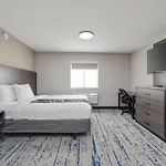 Homestay Suites Hotel 2*
