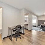 Hotel Homestay Suites