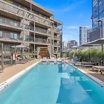 Grand Ole Nashville In Downtown Nashville, Walk To Broadway, Parking, Pool, Gym