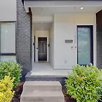 Apartment 19th & Wedgewood