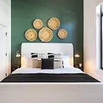 New Build Sleeps 12 2 Condos In Scenic Bluffside Minutes To Downtown