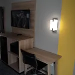 Super 8 By Wyndham Antioch/nashville South East Nashville
