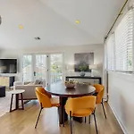 Sweetbrier Serenity Apartment *