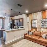 Chic West End Loft Right Next Door To Vanderbilt