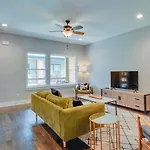 Couple Townhome Getaway Near East * Nashville