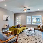 Holiday home Couple Townhome Getaway Near East Nashville