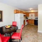 Delightful Duplex - Steps Away From Tsu