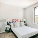 Cozysuites Musicrow Classy 1Br With Free Parking 09