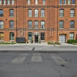 Luxe Loft With Speakeasy Parking And 2 Mi To Broadway