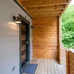 Holiday home Couple Townhome Getaway Near East *