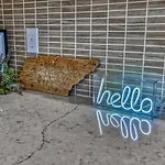 Beautiful Balcony Sleeps 12 4 Miles From Broadway