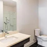 Apartment The Odyssey By Avantstay