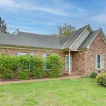 18 Mi To Nashville Home With Dedicated Workspace