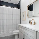 Holiday home The Dolly House 8br Sleeps 24 5min To Dt Nashville