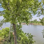 Uncork And Unwind Free Parking Pool Walk To Broadway!