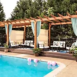 Delta By Marriott Airport 3*
