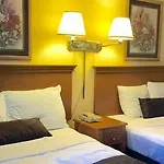 Hotel Red Lion & Airport