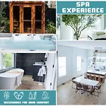 Holiday home Luxury Retreat Sauna, Hot Tub And Fire Pit *