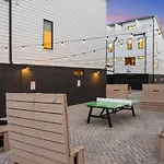 Play At 8th & Argyle Elite Vacation Spot *