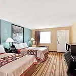 Hotel Super 8 By Wyndham Whites Creek/ Nw Area 2*