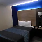 Hotel Somatel Airport Nashville