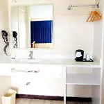 Hotel Somatel Airport Nashville