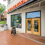 The Grant | 9 Mins To Downtown, Vandy On Foot *