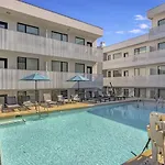 Nashville Retreat Stylish Condo Near Broadway