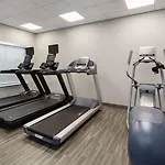 Hampton By Hilton Airport Century Place 3*