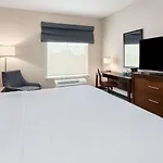 Hampton By Hilton Airport Century Place