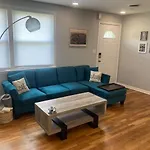Holiday home New Listing The Playhouse With Games &