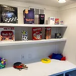 New Listing The Playhouse With Games & Holiday home Nashville
