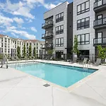 Savanna - Heart Of Midtown - Odyssey At The Park