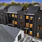 Holiday home The Elmwood - Brand New Rooftop Lounge W Firepit Nashville