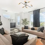 Nimbus-Rooftop Deck-Hot Tub-Mins To Broadway