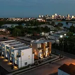Holiday home Hottub/karaoke-10min To Dt-9 Beds-swiftie's