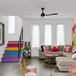 Hottub/karaoke-10min To Dt-9 Beds-swiftie's