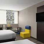 Glo Best Western Nashville Airport