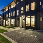 Sleeps 24 3 Modern 4Bdr Townhomes W Covered Patios Nashville Group Retreat
