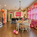 Large East Nashville Home With Game Room Sleeps 12