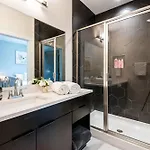 New Dollys Dream 12 Beds Downtown Nash Opry Karaoke Holiday home *