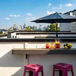Holiday home New Dollys Dream 12 Beds Downtown Nash Opry Karaoke