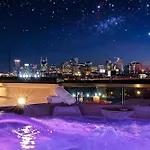 New Nash Eras - 15 Beds - Hot Tub On Rooftop Deck