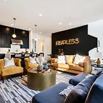 New Nash Eras - 15 Beds - Hot Tub On Rooftop Deck