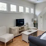 East Nash Hideaway