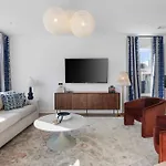 Holiday home Hot Tub Hang Grill Parking Views Of Downtown *