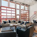 Majestic Lofts Of Nashville