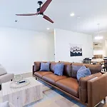 Stylish Brand-new Townhome Near Hotspots Nashville
