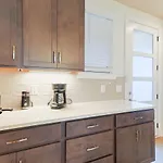 Stylish Brand-new Townhome Near Hotspots * Nashville