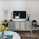 Private Guest House With Fenced Yard In Walkable East Nashville